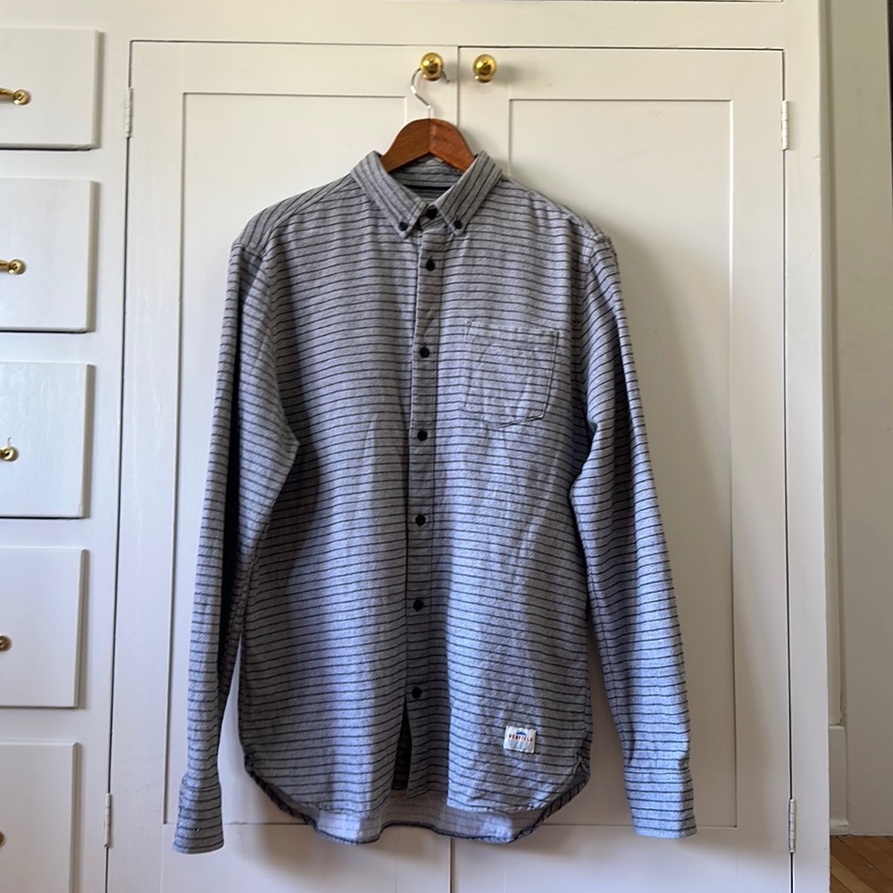 Penfield Classic Fit Medium Men’s Button Down